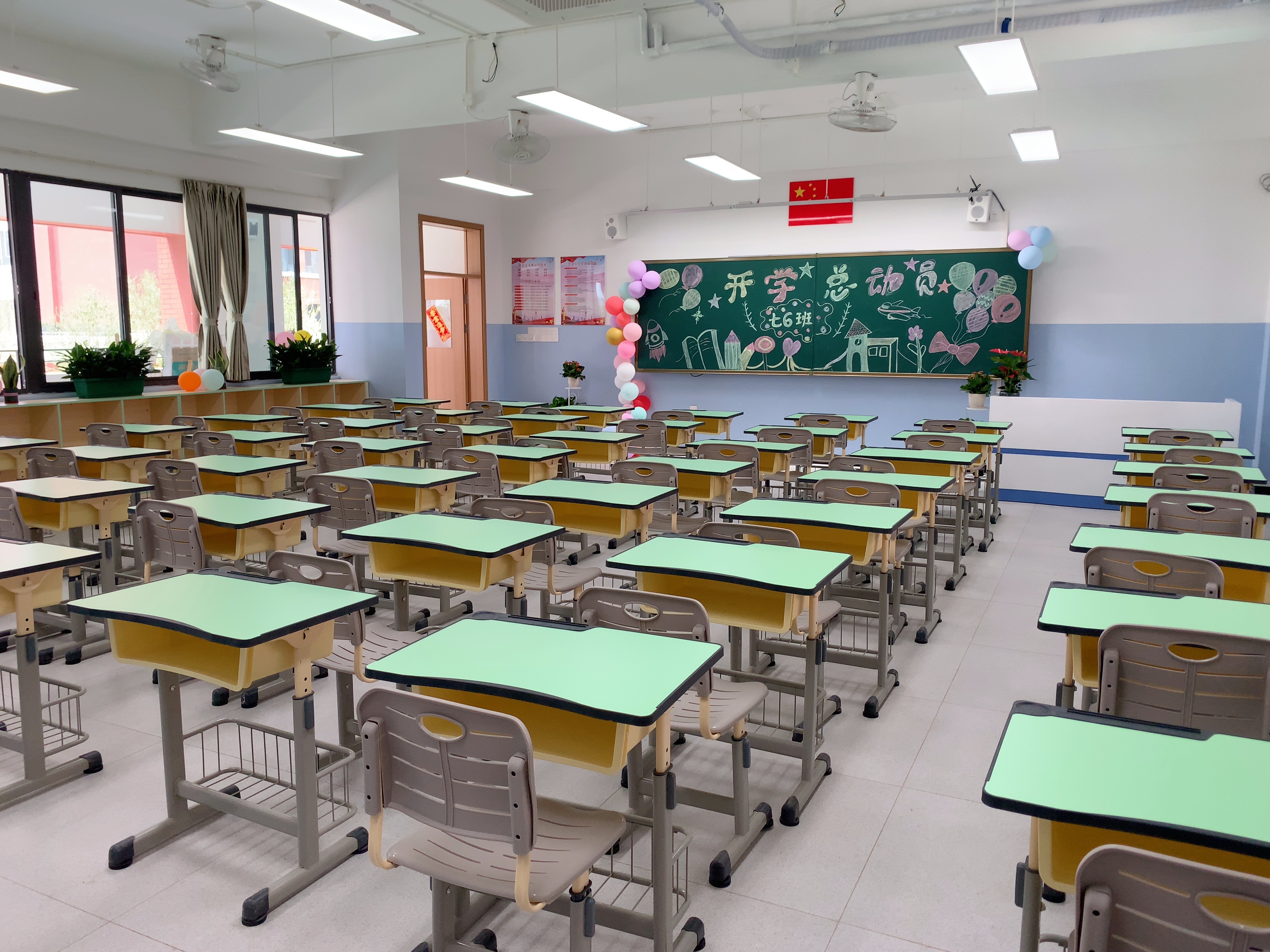 Mesa de sala de aula de plástico