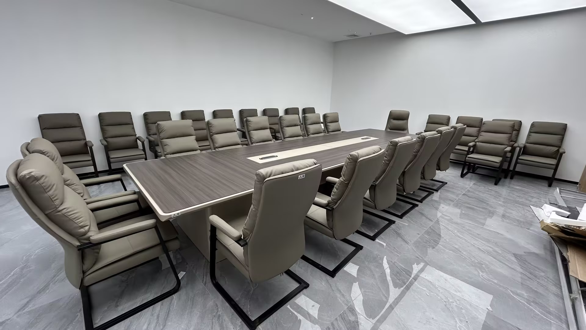 mesa grande para sala de confer&ecirc;ncia