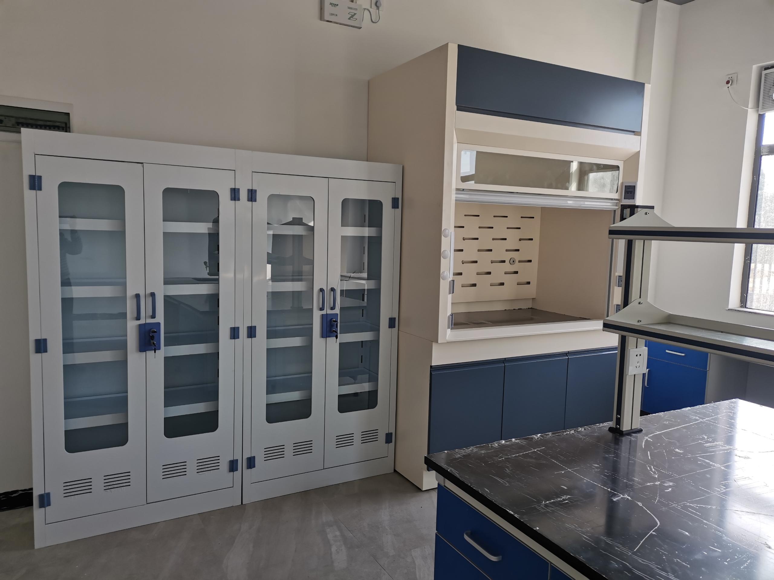 Móveis de laboratório