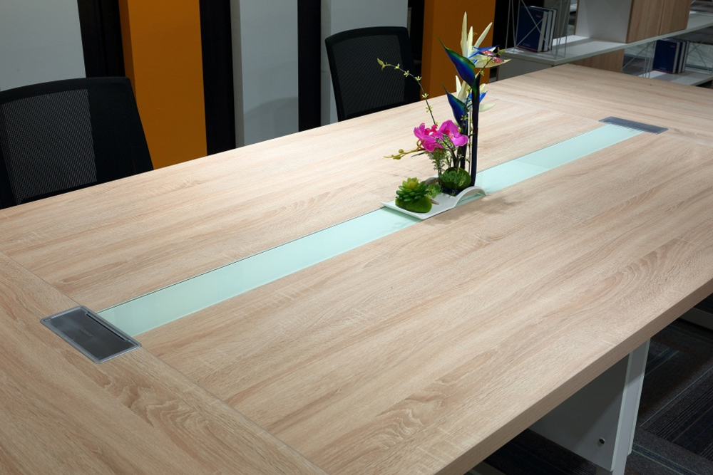 mesa de conferência grande