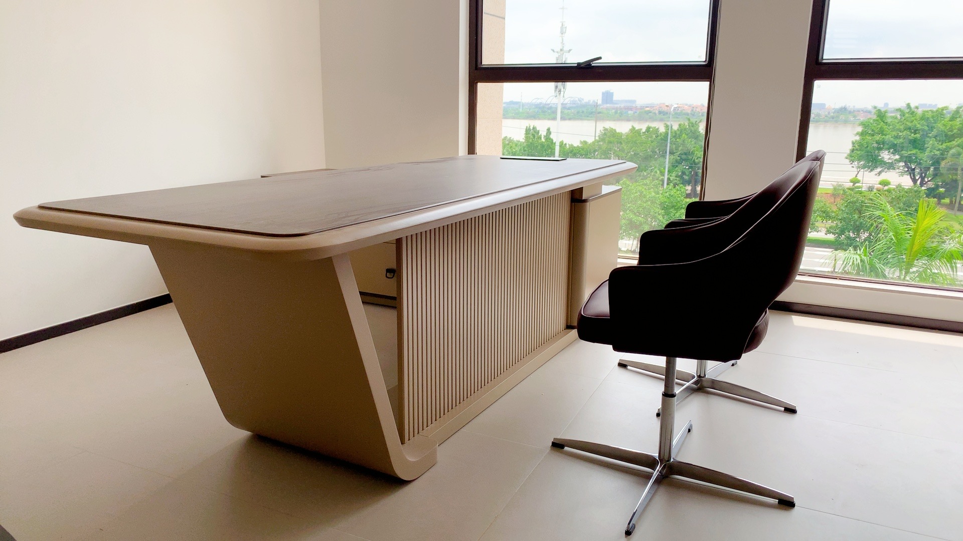 Mesa do escritório executivo