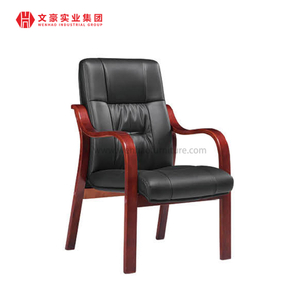 A sala de conferências preside a cadeira da conferência da madeira maciça da cadeira do escritório do chefe