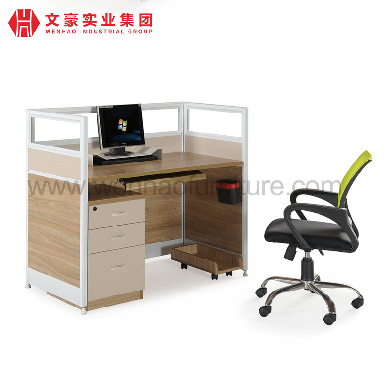 Mesa de escritório de madeira elegante para funcionários Mesa de escritório Mesas de tela de computador