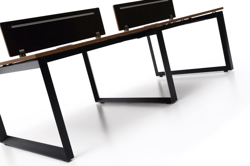 mesa de escritório para 4 pessoas