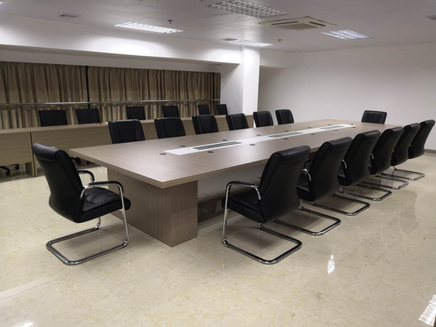 Mesa de conferência